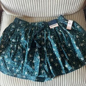 Old Navy Floral Shorts - Volume Flounce